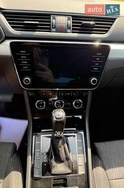 Лифтбек Skoda Superb 2018 в 