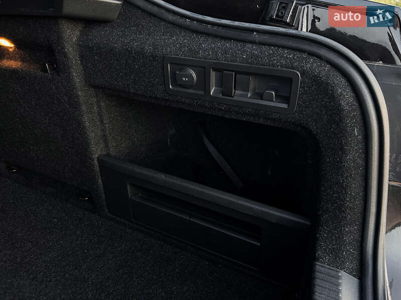 Лифтбек Skoda Superb 2017 в Киеве