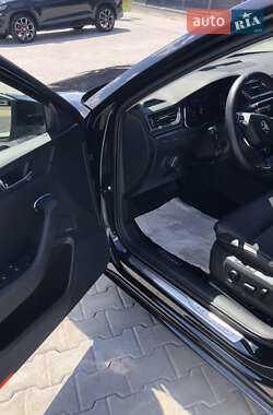Лифтбек Skoda Superb 2022 в 