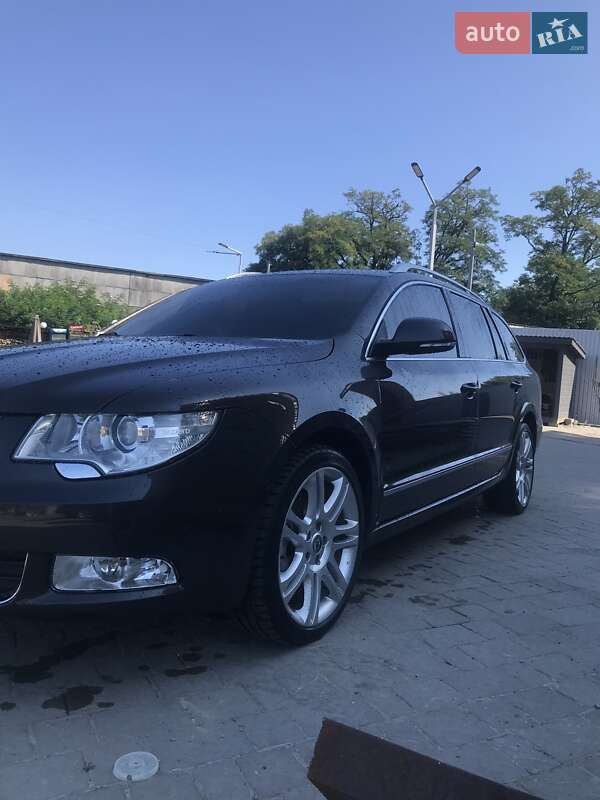 Skoda Superb 2010 Skoda Superb 2010