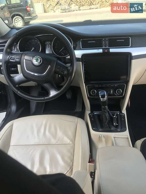 Универсал Skoda Superb 2010 в Ивано-Франковске фото 15 Универсал Skoda Superb 2010 в Ивано-Франковске
