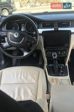 Универсал Skoda Superb 2010 в 
