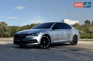 Лифтбек Skoda Superb 2023 в Днепре