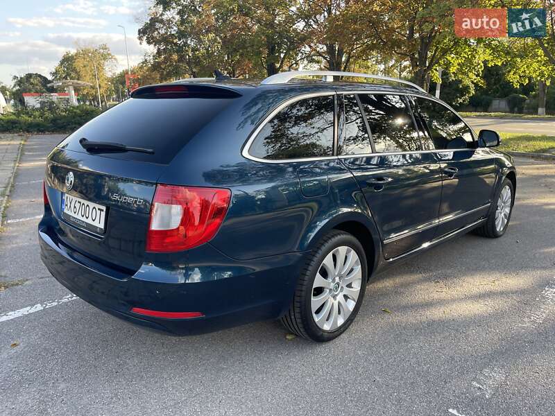 Универсал Skoda Superb 2012 в Киеве