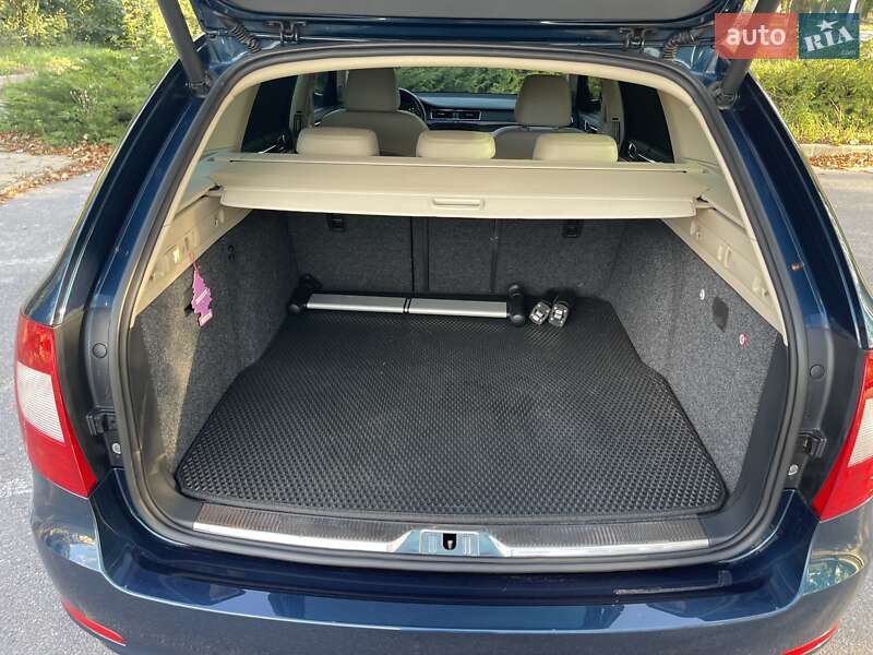 Универсал Skoda Superb 2012 в Киеве