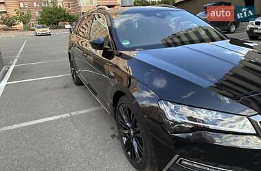 Универсал Skoda Superb 2020 в 