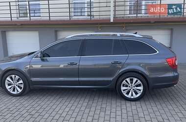 Универсал Skoda Superb 2013 в 