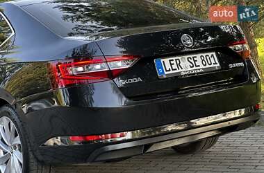 Лифтбек Skoda Superb 2016 в 