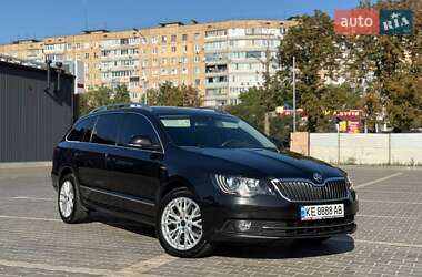 Универсал Skoda Superb 2015 в 
