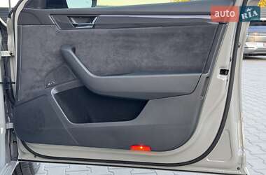 Универсал Skoda Superb 2019 в 