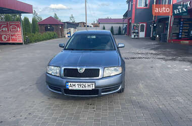 Ліфтбек Skoda Superb 2004 в Олевську
