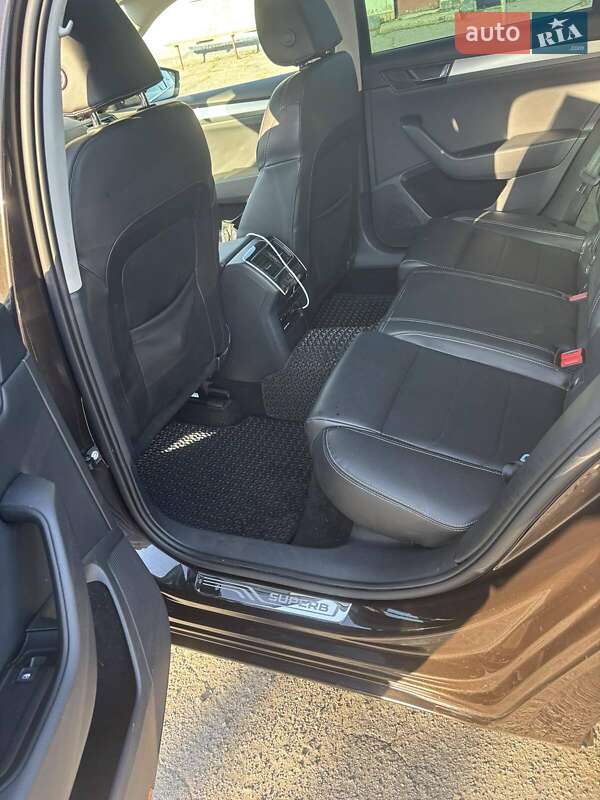 Универсал Skoda Superb 2019 в Виннице