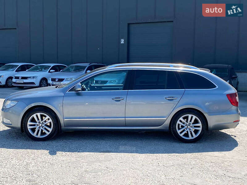 Универсал Skoda Superb 2012 в Львове
