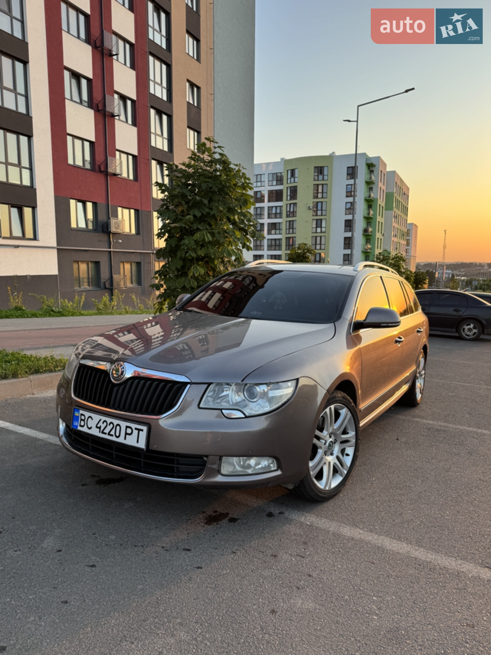 2011 Skoda Superb - мініатюра 22