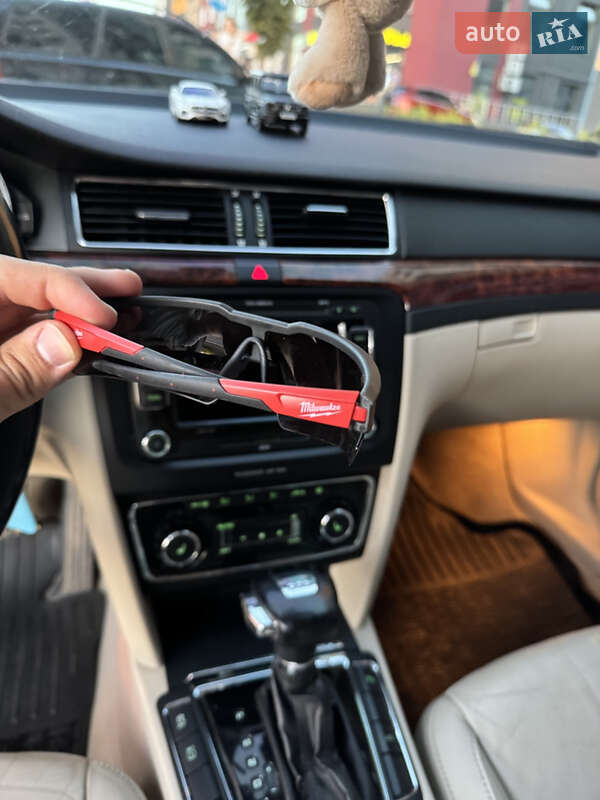 Универсал Skoda Superb 2010 в Ровно