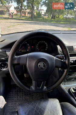Лифтбек Skoda Superb 2006 в 