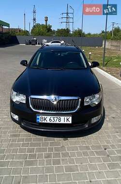 Универсал Skoda Superb 2011 в 