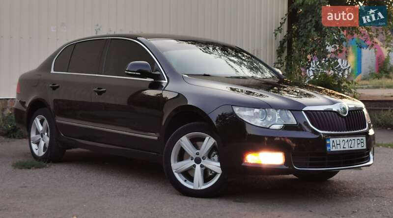 Лифтбек Skoda Superb 2012 в Славянске
