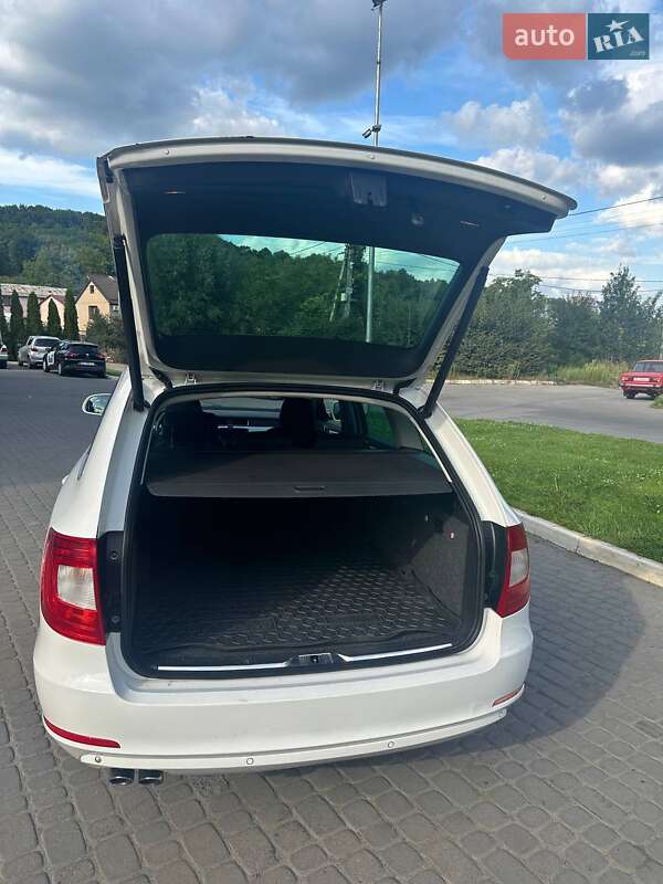 Універсал Skoda Superb 2012 в Львові фото 13 Універсал Skoda Superb 2012 в Львові
