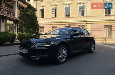 Лифтбек Skoda Superb 2018 в 
