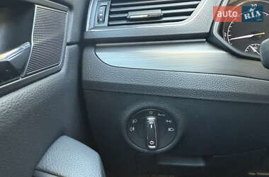 Лифтбек Skoda Superb 2018 в 