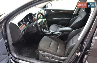 Лифтбек Skoda Superb 2011 в 