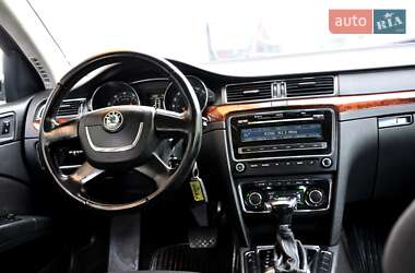 Лифтбек Skoda Superb 2011 в 