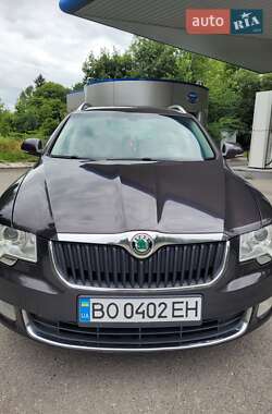 Skoda Superb 2011