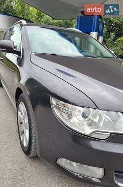 Универсал Skoda Superb 2011 в 