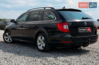 Універсал Skoda Superb 2013 в 