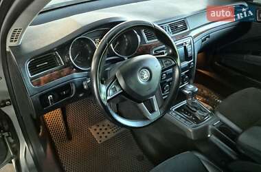 Лифтбек Skoda Superb 2012 в 