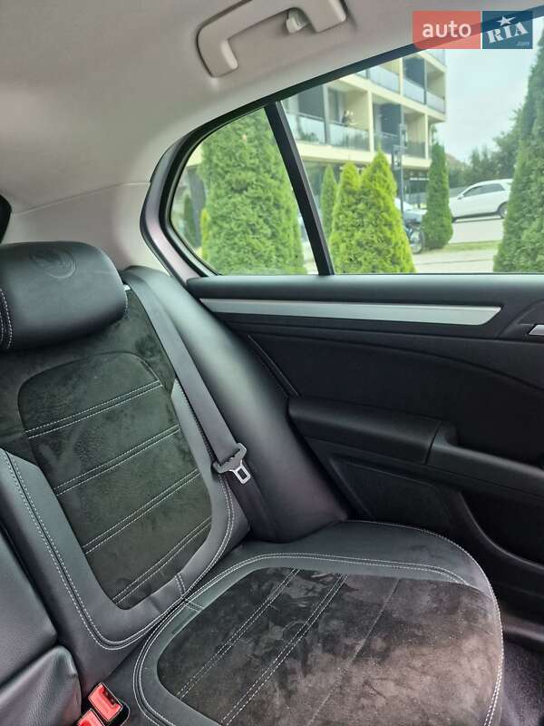 Универсал Skoda Superb 2014 в Ужгороде