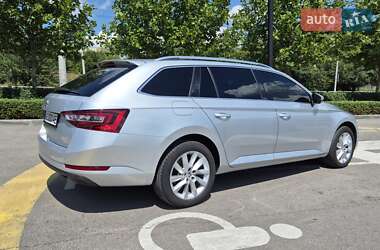 Универсал Skoda Superb 2016 в 
