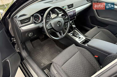 Ліфтбек Skoda Superb 2020 в 