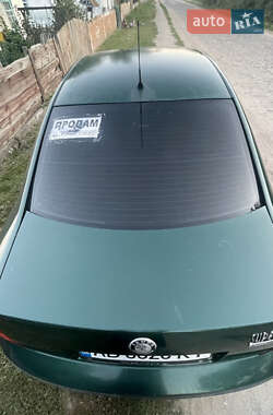 Лифтбек Skoda Superb 2003 в 