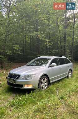 Универсал Skoda Superb 2010 в 