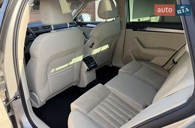 Универсал Skoda Superb 2017 в 