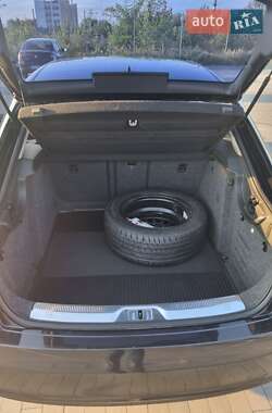 Лифтбек Skoda Superb 2014 в 