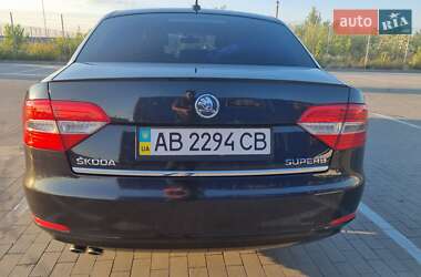 Лифтбек Skoda Superb 2014 в 