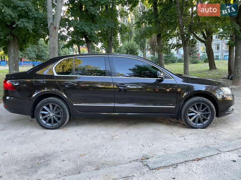 Ліфтбек Skoda Superb 2014 в Києві