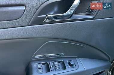 Лифтбек Skoda Superb 2014 в 