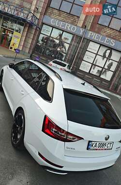 Универсал Skoda Superb 2018 в 