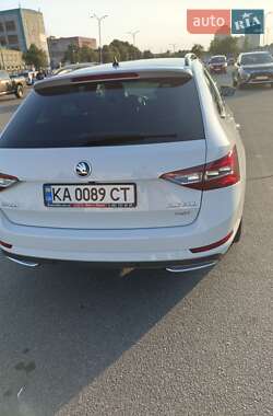 Универсал Skoda Superb 2018 в 