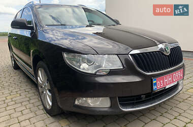 Skoda Superb 2012 Skoda Superb 2012