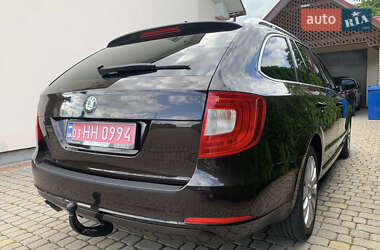 Универсал Skoda Superb 2012 в 