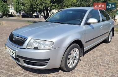 Лифтбек Skoda Superb 2008 в 