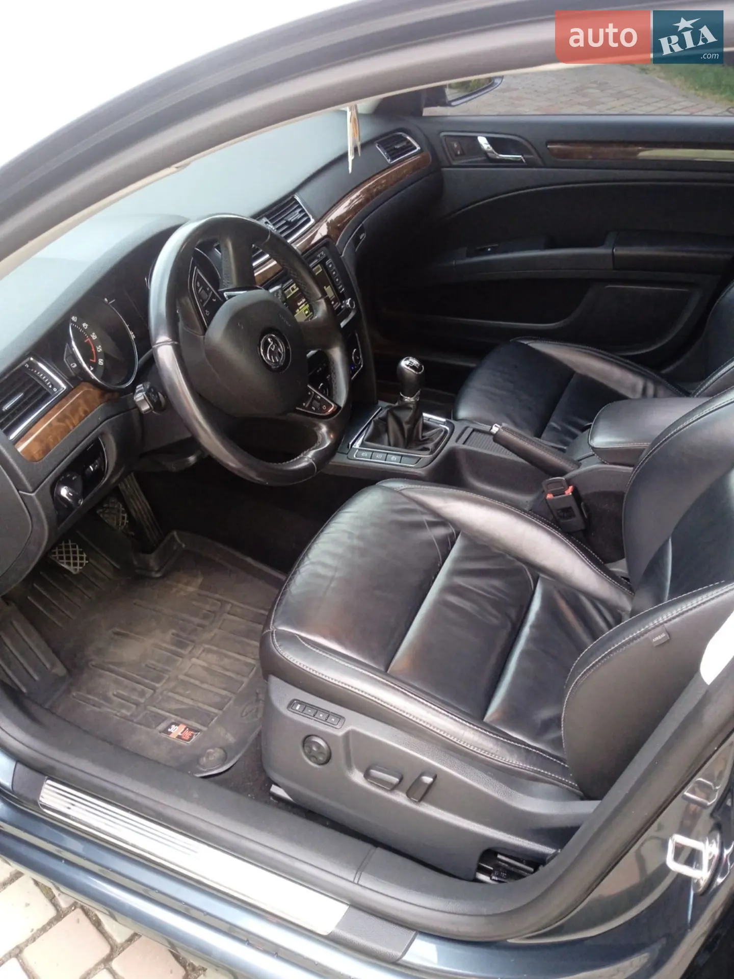 2013 Skoda Superb - мініатюра 14