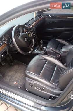 Універсал Skoda Superb 2013 в 