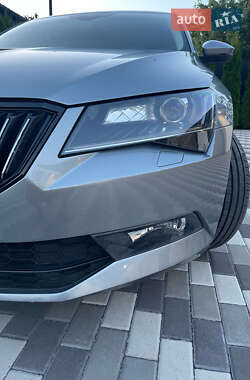 Лифтбек Skoda Superb 2016 в 