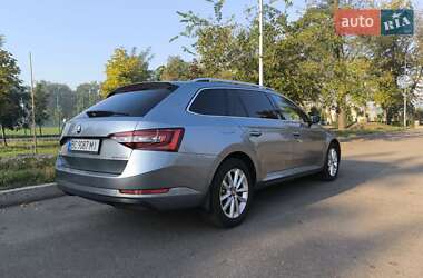 Универсал Skoda Superb 2017 в 